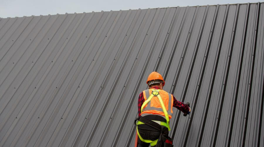 Professional residential roofers in Holland, MA